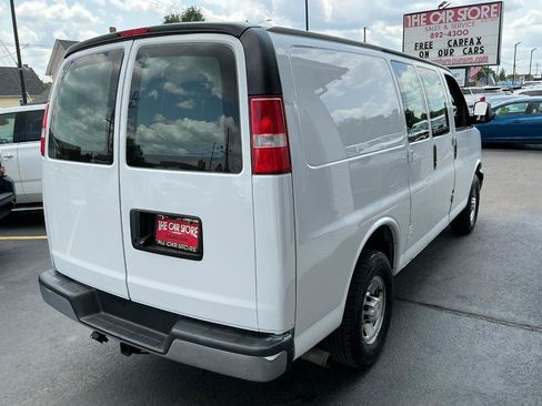 Used 2019 Chevrolet Express 2500 w/ Driver Convenience Package RWD image 4