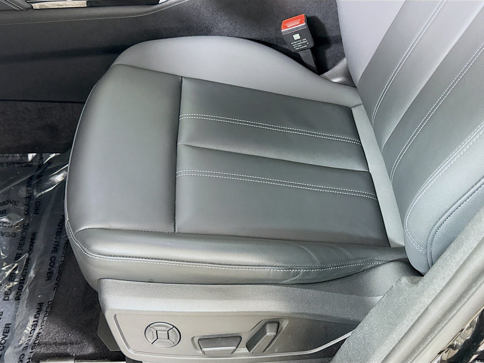 Used 2025 Audi Q5 Premium w/ Convenience Package AWD/4WD image 12