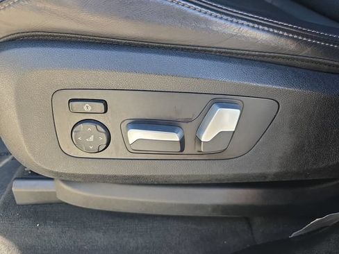 Used 2023 BMW X5 sDrive40i w/ Premium Package RWD image 18