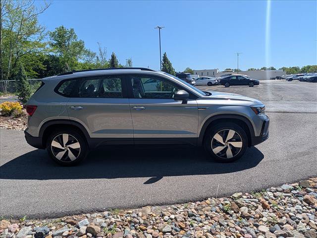 Certified 2024 Volkswagen Taos S AWD/4WD image 6