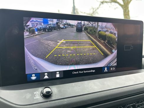 Used 2023 Honda Accord Sport image 39