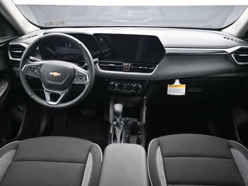 Certified 2026 Chevrolet TrailBlazer LT w/ Convenience Package AWD/4WD image 23