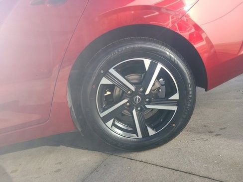 Used 2024 Nissan Sentra SV image 11