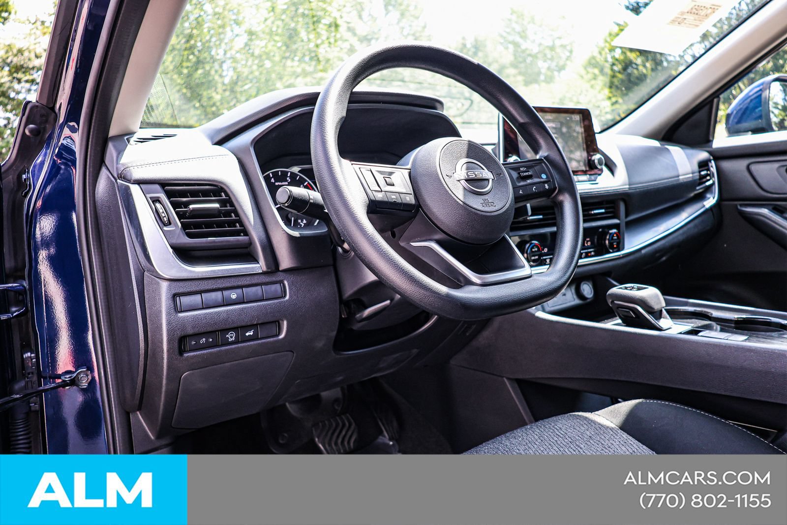 Used 2024 Nissan Rogue SV AWD/4WD image 21