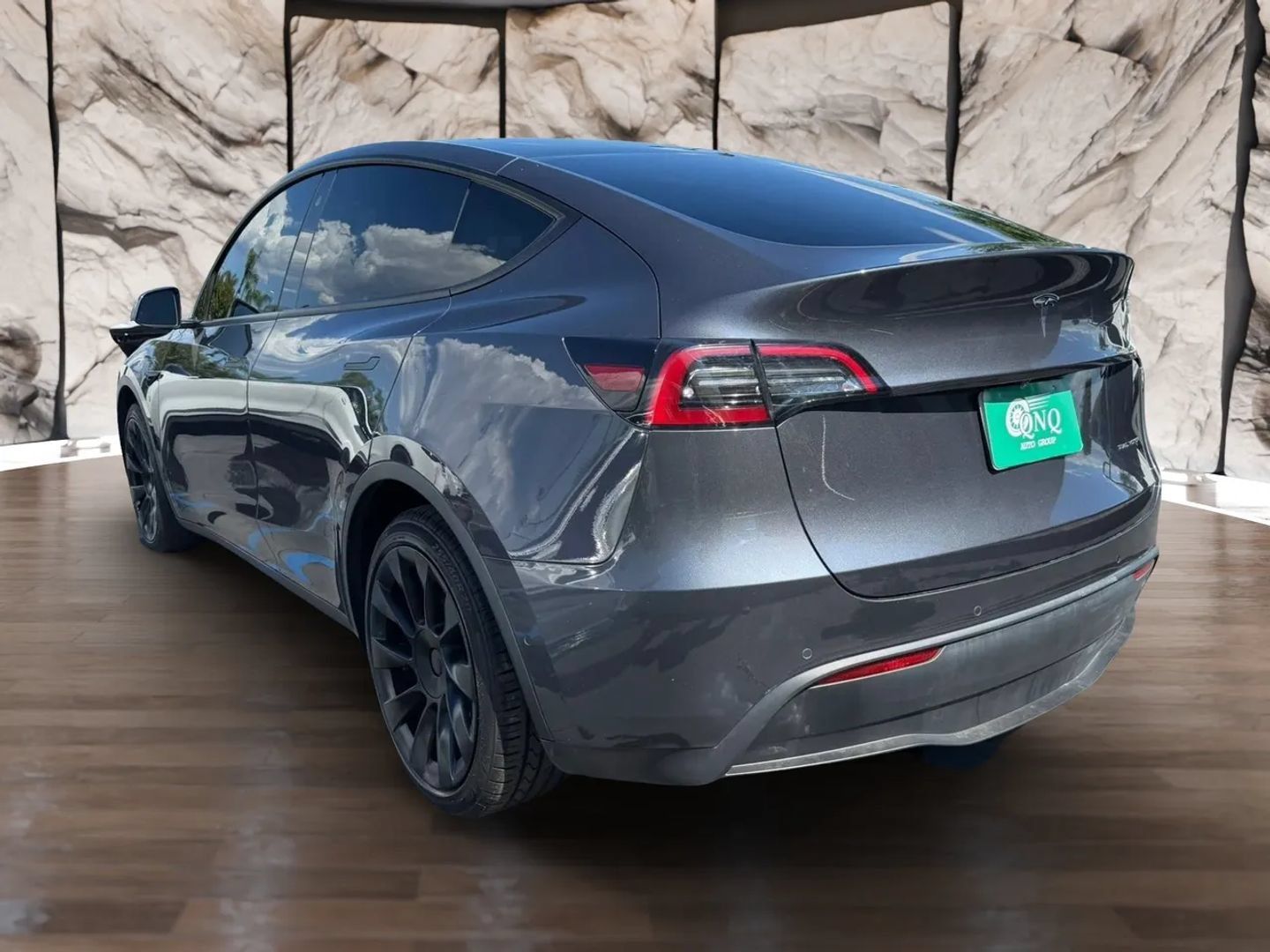 Used 2021 Tesla Model Y Long Range AWD/4WD image 8