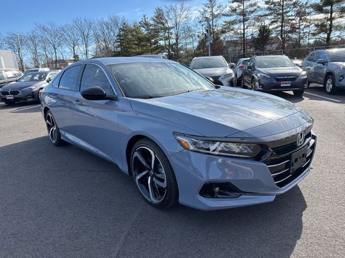 Used 2022 Honda Accord Sport Special Edition image 3