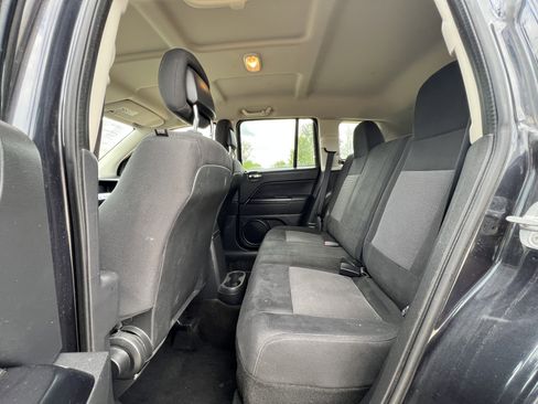 Used 2014 Jeep Compass Sport w/ Power Value Group FWD image 21