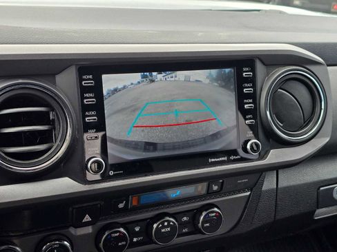 Used 2021 Toyota Tacoma TRD Off-Road w/ TRD Premium Off Road Package image 22