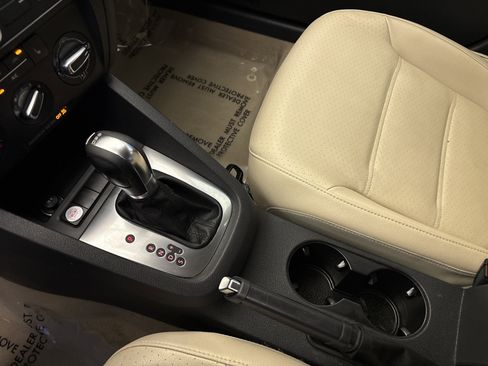 Used 2014 Volkswagen Jetta TDI FWD image 20