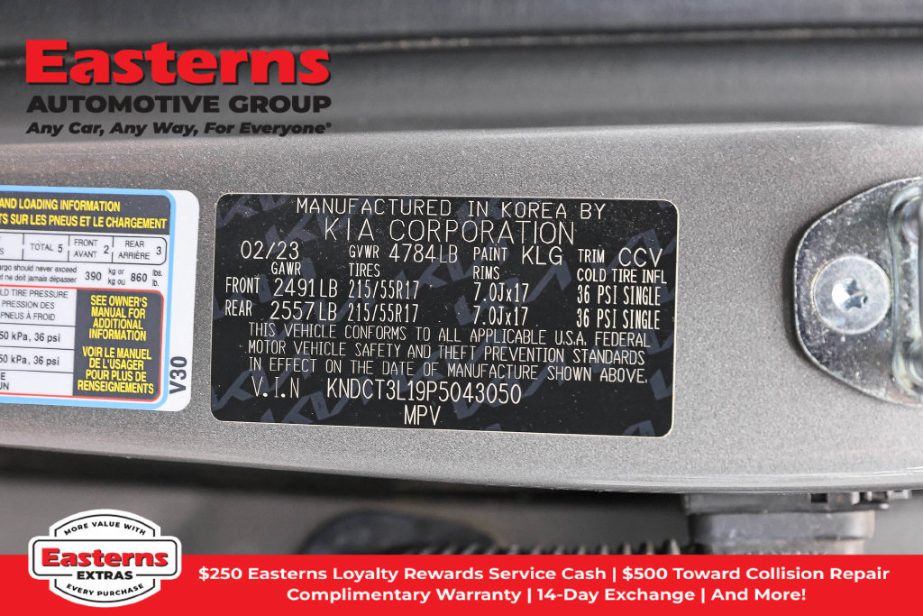 Used 2023 Kia Niro Wave w/ Wave Preserve Package FWD image 39