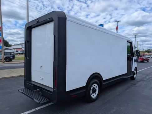 Used 2024 Chevrolet Brightdrop 600 w/ Battery Pack, Max Range AWD/4WD image 5
