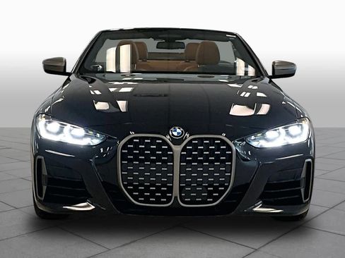 Used 2022 BMW M440i Convertible RWD image 3