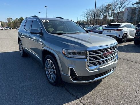 Used 2023 GMC Acadia Denali image 6