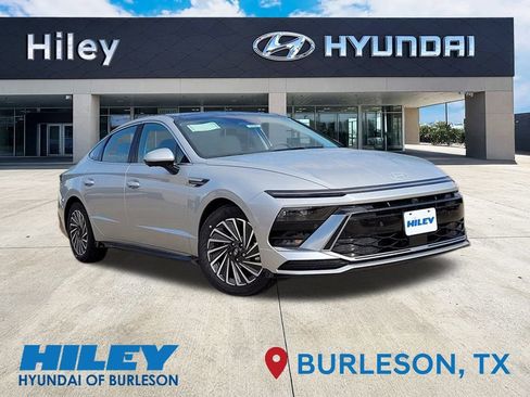 New 2025 Hyundai Sonata Limited image 1