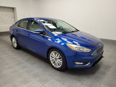 Used 2018 Ford Focus Titanium image 11