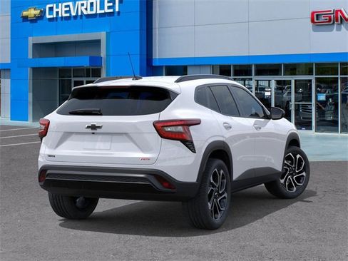 New 2026 Chevrolet Trax RS w/ Sunroof Package image 4
