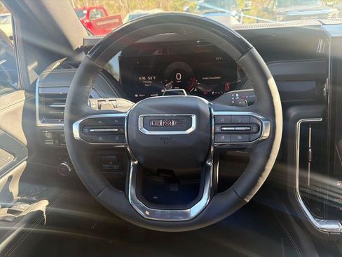 New 2026 GMC Yukon XL Elevation w/ Elevation Premium Package AWD/4WD image 16