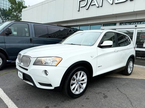 Used 2013 BMW X3 xDrive28i AWD/4WD image 3