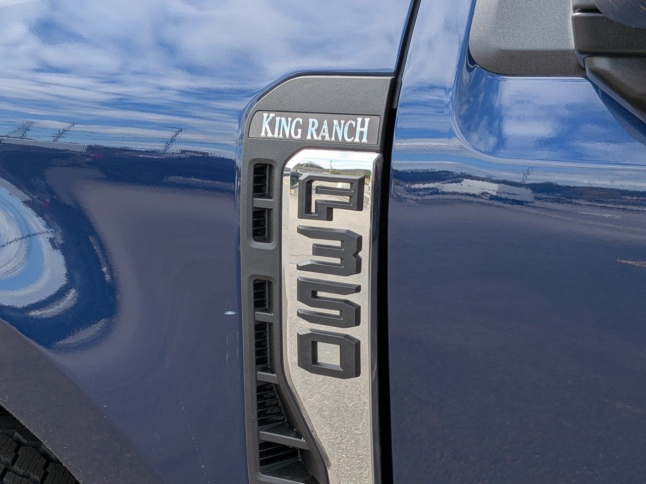 New 2027 Ford F350 King Ranch w/ Chrome Package AWD/4WD image 10