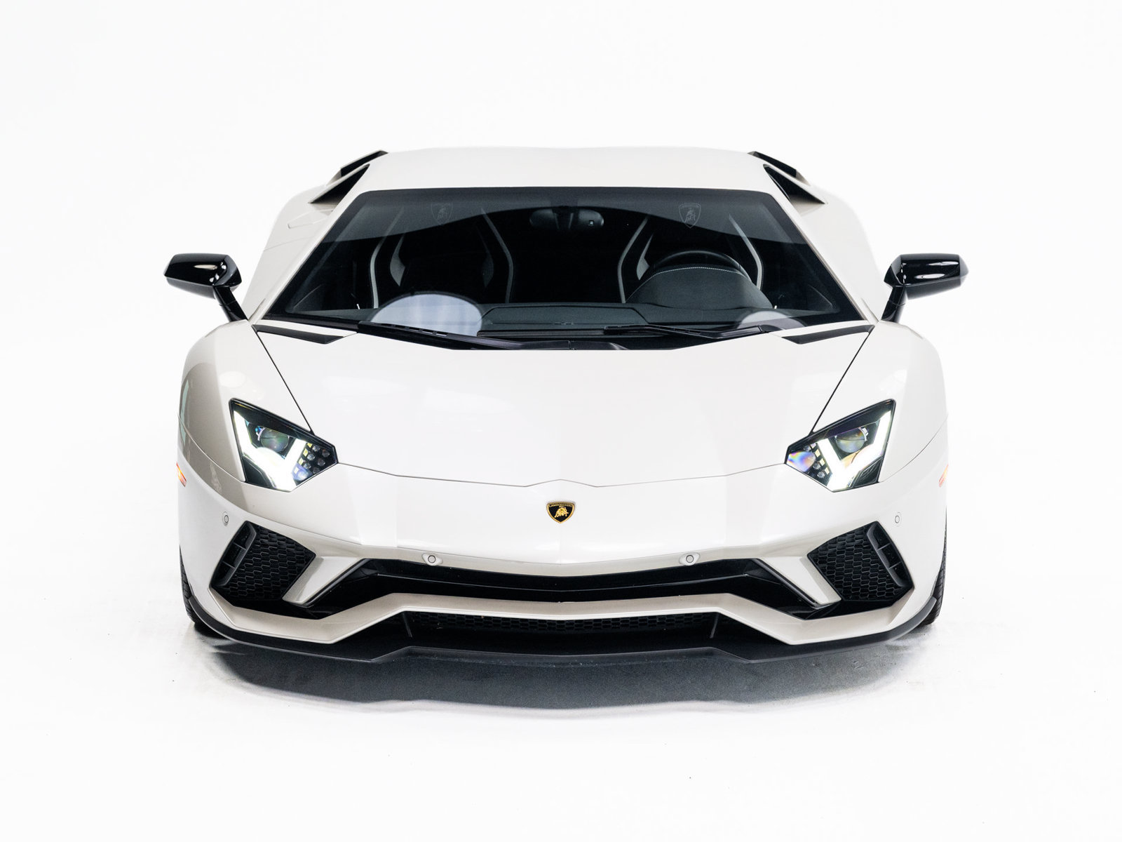 Used 2018 Lamborghini Aventador S AWD/4WD image 10