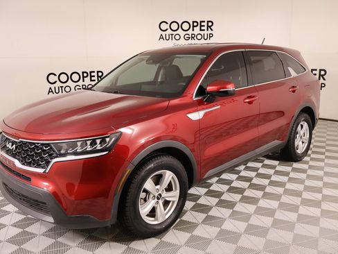 Used 2023 Kia Sorento LX FWD image 9