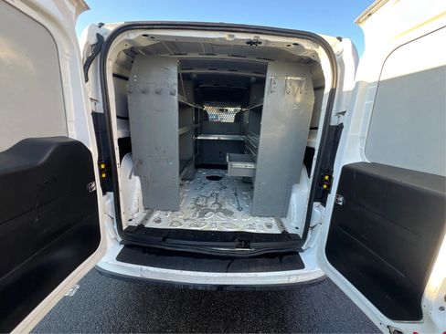 Used 2018 RAM ProMaster City Tradesman SLT FWD image 16