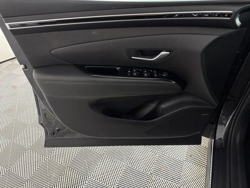 Used 2023 Hyundai Tucson Limited FWD image 12