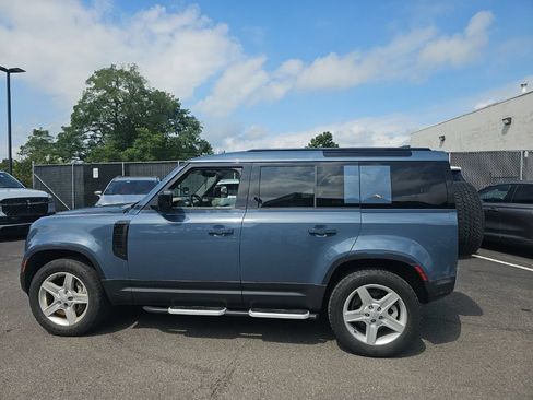 Used 2023 Land Rover Defender 110 SE AWD/4WD image 9