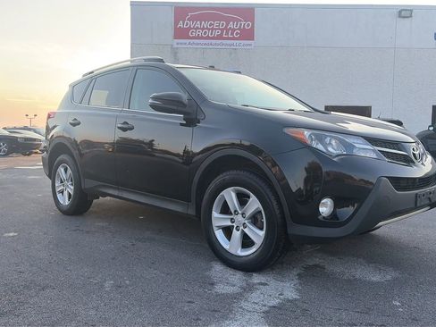Used 2013 Toyota RAV4 XLE image 2