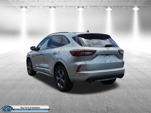 Used 2023 Ford Escape ST-Line AWD/4WD image 4