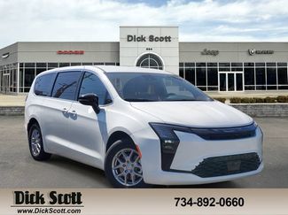 New 2027 Chrysler Pacifica Select FWD 360° Tour