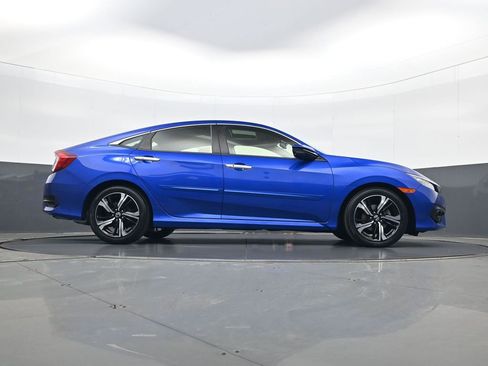 Used 2018 Honda Civic Touring image 24