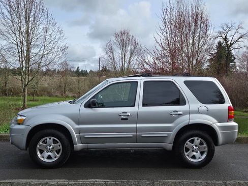 Used 2007 Ford Escape Limited image 28