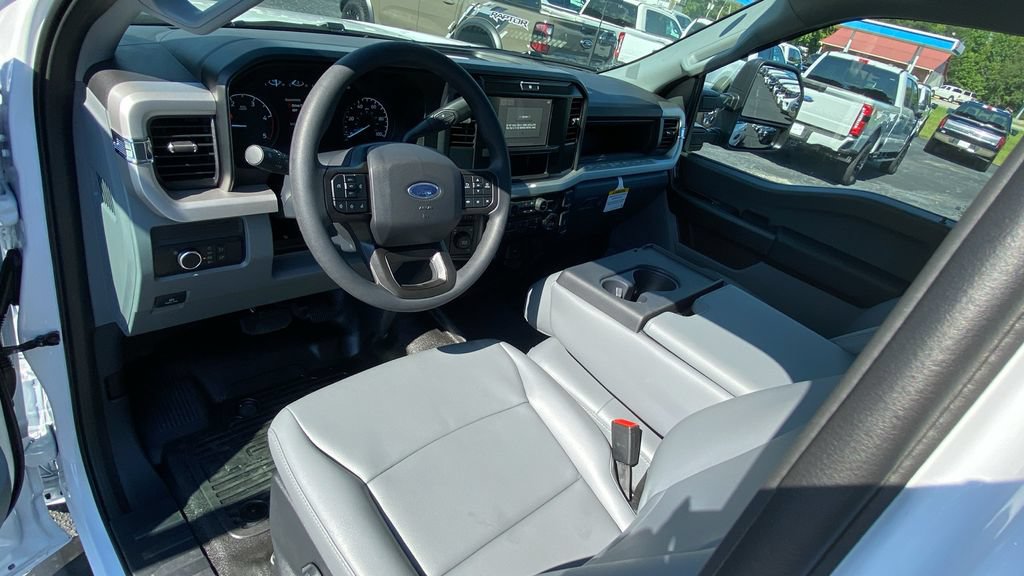 New 2026 Ford F350 XL AWD/4WD image 15