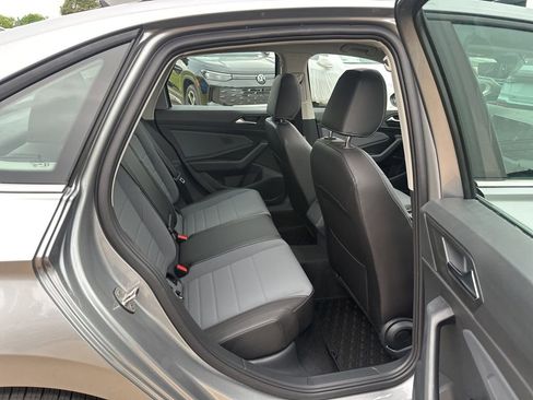 New 2026 Volkswagen Jetta SE FWD image 17