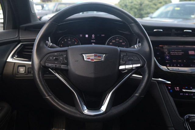 Used 2022 Cadillac XT6 Premium Luxury w/ Technology Package AWD/4WD image 8