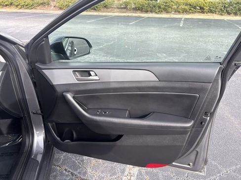 Used 2019 Hyundai Sonata SEL image 19