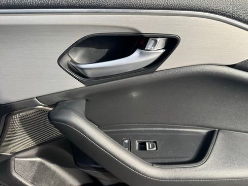 Used 2025 Acura TLX w/ Technology Package image 15