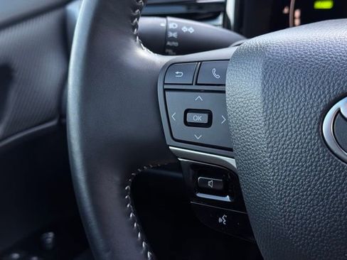 Used 2025 Toyota Camry LE image 16