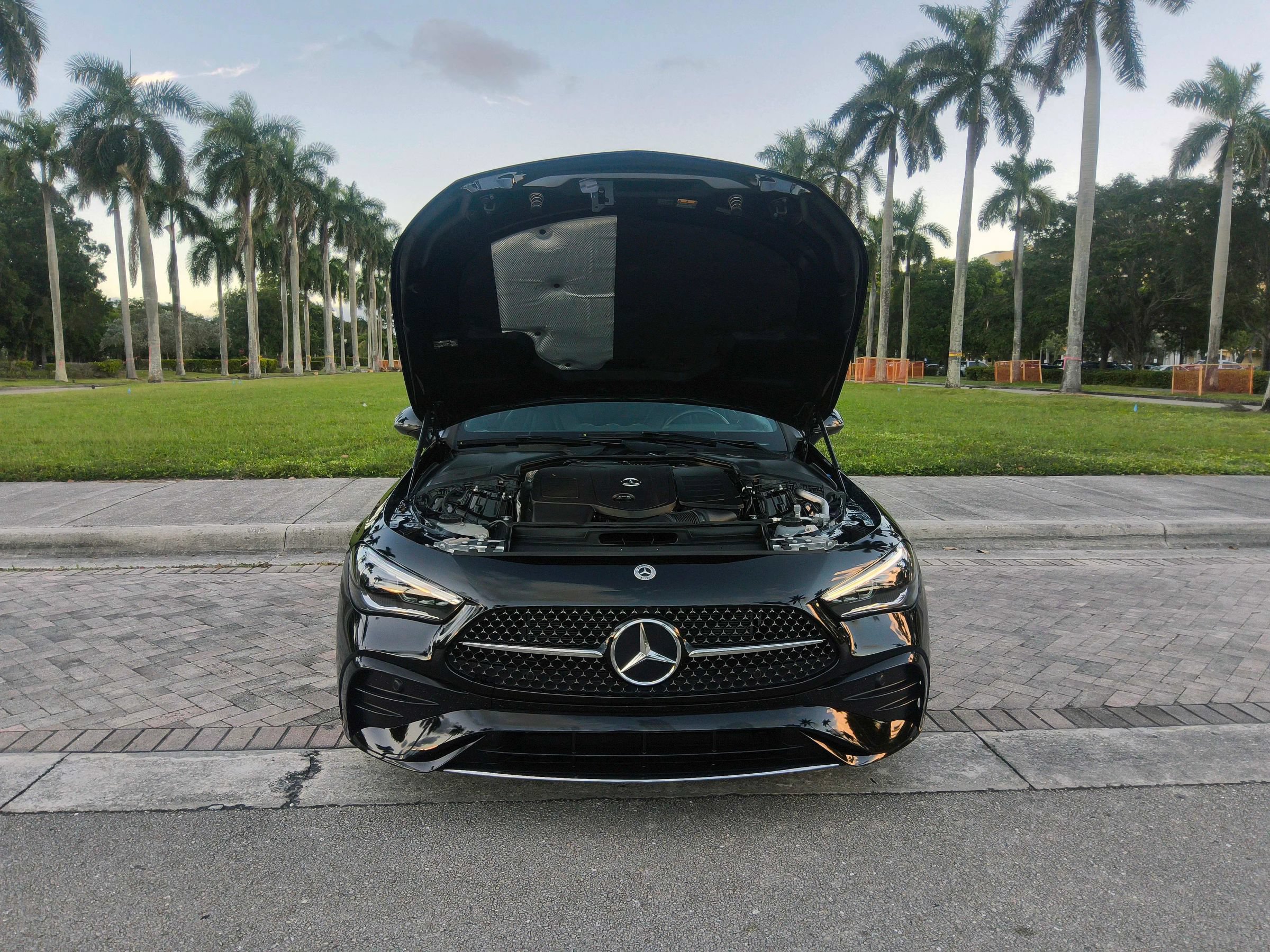 Used 2025 Mercedes-Benz CLE 300 4MATIC Cabriolet image 47