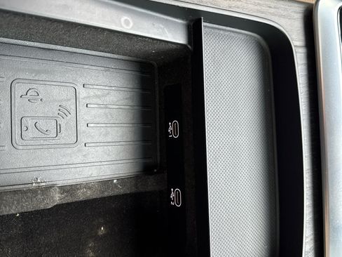 Used 2021 Audi Q8 Prestige w/ Prestige Package image 63