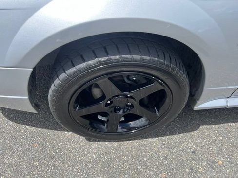 Used 2000 Ford Mustang GT RWD image 9