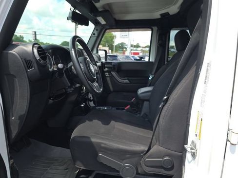 Used 2013 Jeep Wrangler Unlimited Sport AWD/4WD image 12