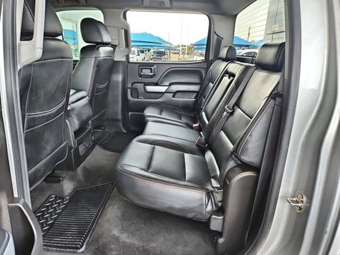 Used 2018 Chevrolet Silverado 2500 LT w/ LT Convenience Package AWD/4WD image 17