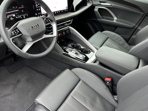 New 2025 Audi Q5 Premium Plus image 9