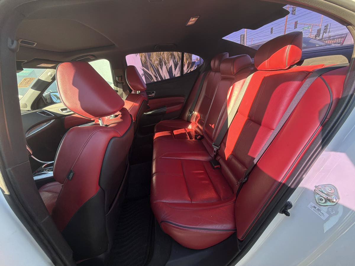 Used 2018 Acura TLX w/ Technology & A-SPEC Package FWD image 9
