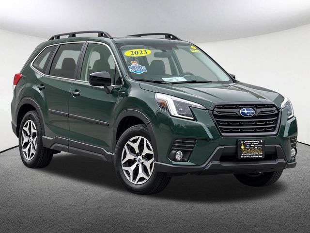 Certified 2023 Subaru Forester Premium AWD/4WD image 2
