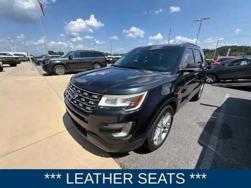 Used 2017 Ford Explorer Limited AWD/4WD image 4