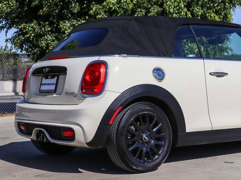 Used 2017 MINI Cooper S FWD image 19