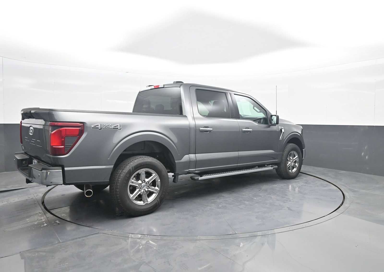 Used 2025 Ford F150 XLT w/ Equipment Group 301A Standard AWD/4WD image 8